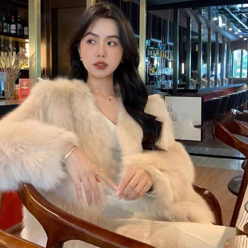 (Sẵn) Áo khoác lông sang chảnh, áo lông hàng loai 1 cao cấp, áo khoác mùa đông mềm mịn chất đẹp