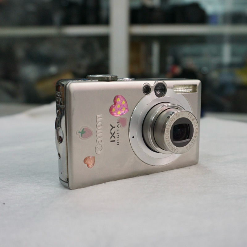 Canon IXY 狭 DIGITAL 930is ジャンク品 美品 Canon IXY 狭 DIGITAL 930is ジャンク品 美品