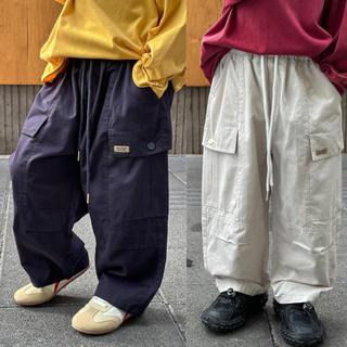  MOJI KIDS  FORM TO NÊN LÙI SIZE  QUẦN KAKI GIÓ HAI MÀU XANH THAN ĐẬM VÀ BE SÁNG CHẤT RẤT MỀM MỊN  CHO BÉ TRAI VÀ BÉ GÁI 