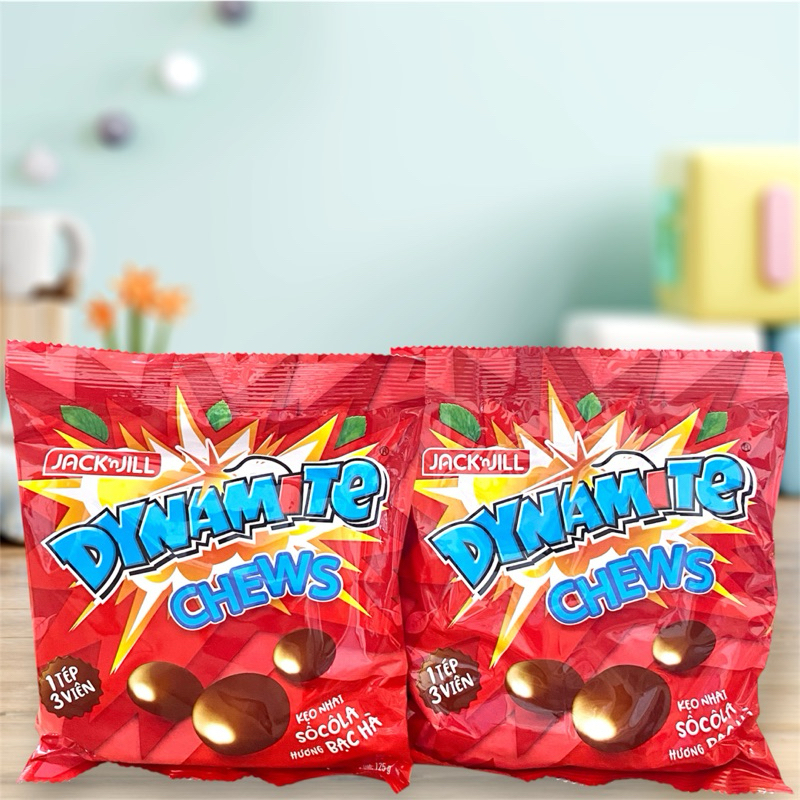 Kẹo Socola 3 Viên Dynamite Chews Hương Bạc Hà/Dâu Cam.