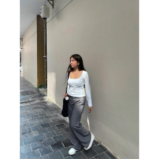Quần cạp trễ ống loe - Comfy Pants