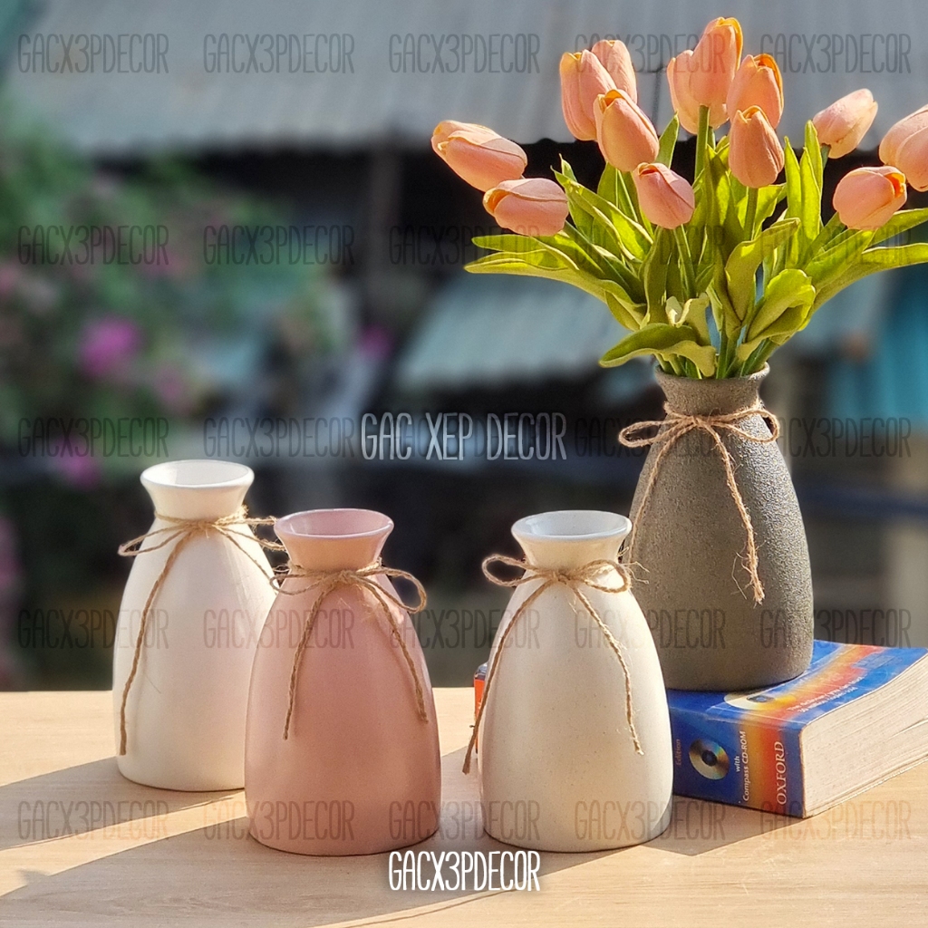 Bình hoa gốm sứ men lạnh dáng tam giác nhiều màu