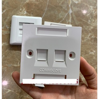 Faceplate Mặt nạ outlet CommScope