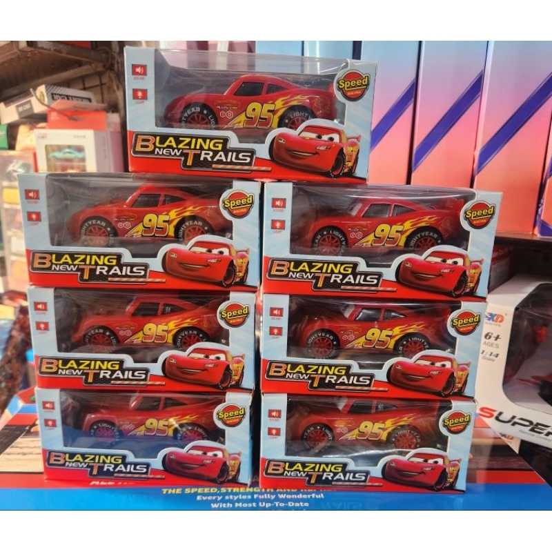 đồ  chơi đua  mô hình  xe nhân  vật  MCQUEEN tia chớp  bằng sắt  có  nhạc  có  đèn