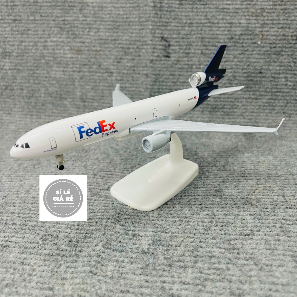 Mô hình McDonnell Douglas MD-11 Máy Bay Hãng Vận Tải Toàn Cầu FEDEX Express Tỉ lệ 1:400 Hợp Kim Bóng