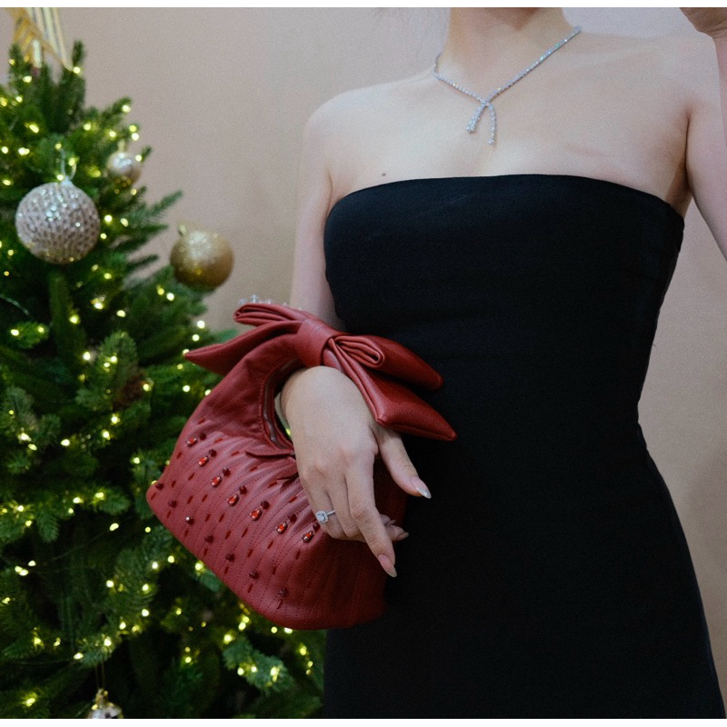 Túi nữ 𝐂𝐡𝐥𝐨𝐞 𝐛𝐚𝐠 màu đỏ đô da Pu chần bông kèm nơ tháo rời