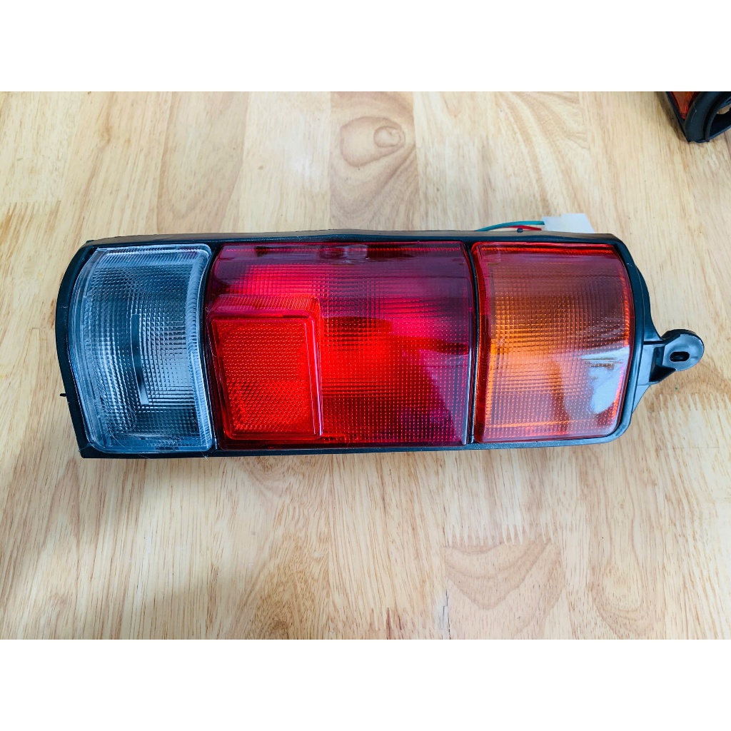 Đèn hậu, đèn lái xe Suzuki Van Blind
