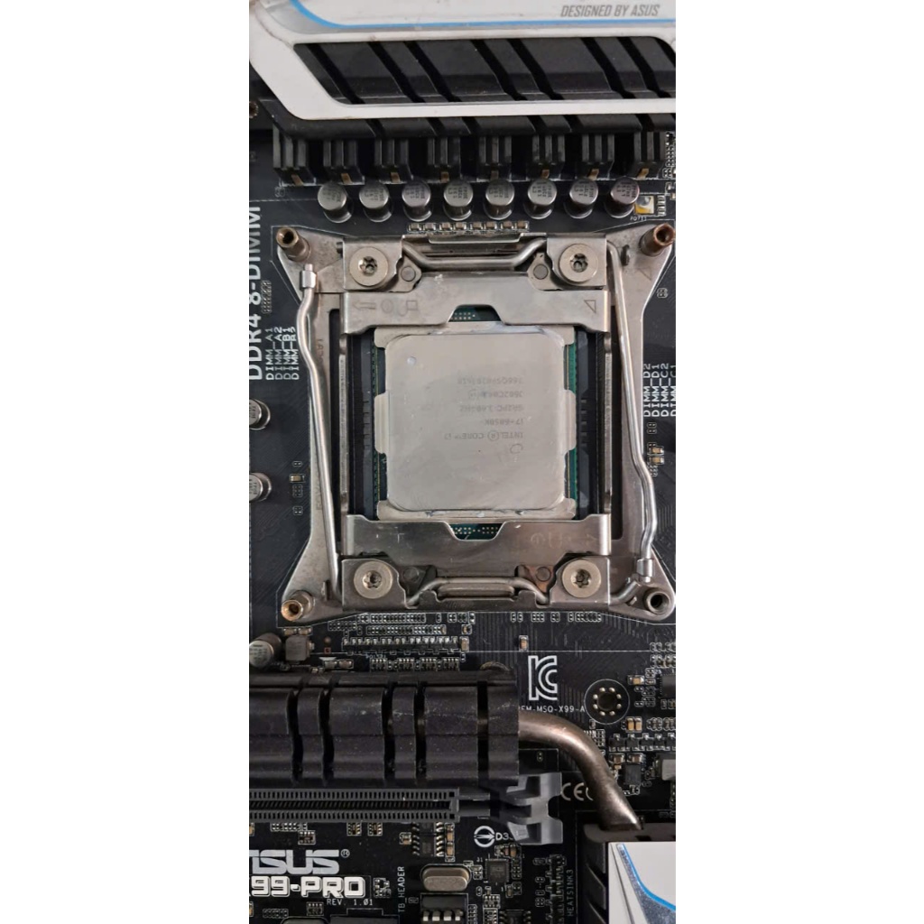 main x99 pro asus+ cpu i7 6850k