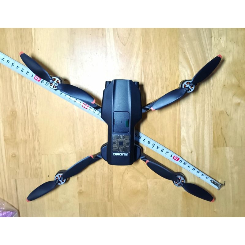 Flycam M218, gimbal 3 trục, cam 4K, có cảm biến va chạm, có khe cắm thẻ nhớ, động cơ không chổi than