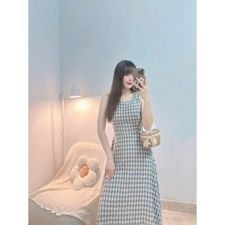 ĐẦM MAXI THIẾT KẾ CỔ VUÔNG XẺ TÀ