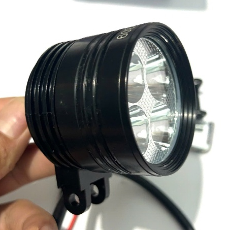 Đèn trợ sáng L4 Tích Hợp Sẵn PASSING- đầy đủ phụ kiện và công tắc- lắp đặt dễ dnagf
