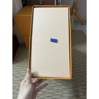Hộp LV Chính Hãng Lỗi