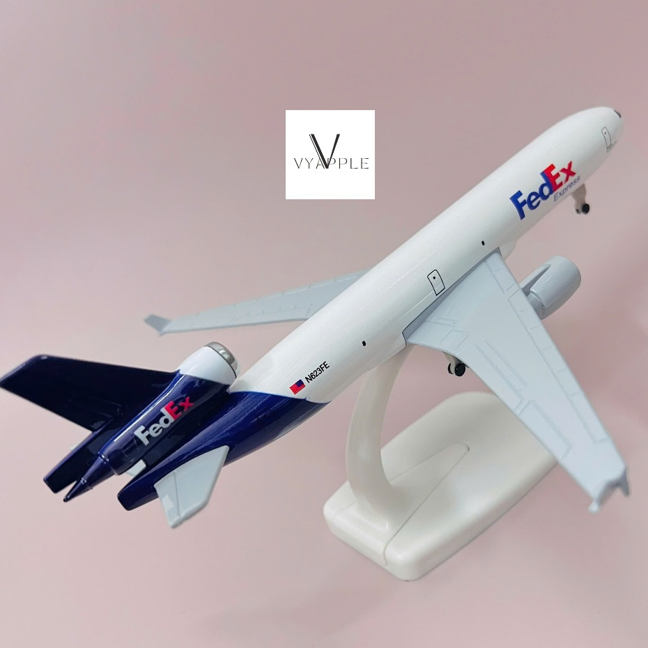 MÔ HÌNH MÁY BAY PHẢN LỰC MD-11 "HÃNG VẬN TẢI HÀNG KHÔNG FEDEX EXPRESS" TỈ LỆ 1/400 HỢP KIM CAO CẤP