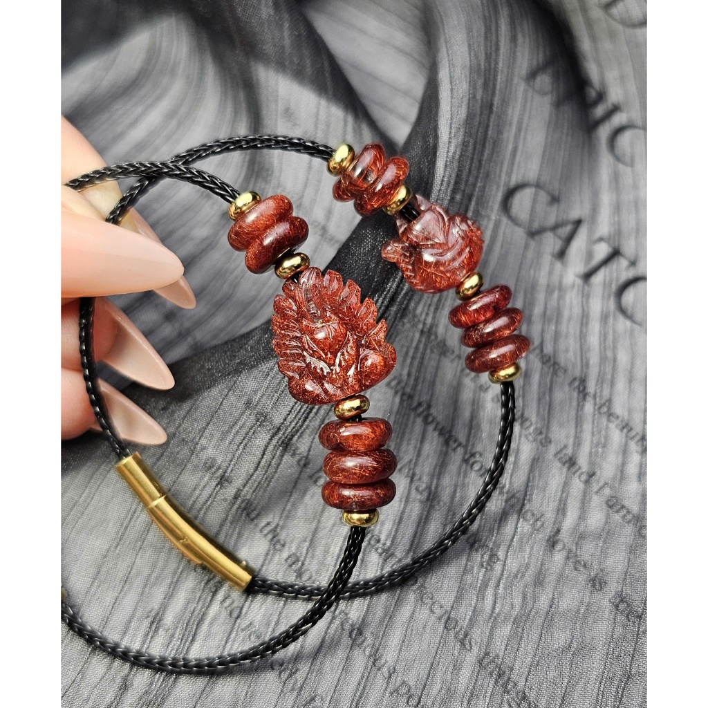 Vòng Tay Hồ Ly/Hồ Ly Chúa Tóc Đỏ Mix Ngũ Điếu Phước Tâm , Vòng Đá Phong Thủy Cao Cấp Mang Năng Lượng Tích Cực, Tài Lộc