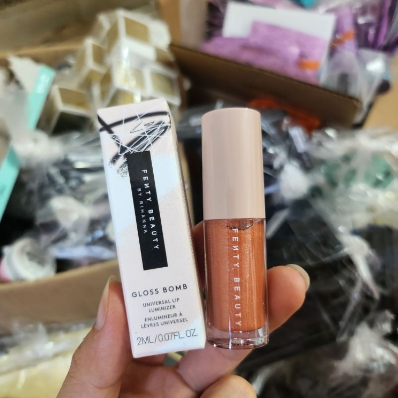 Mini - Son bóng Fenty Beauty màu 01 Fenty Glow