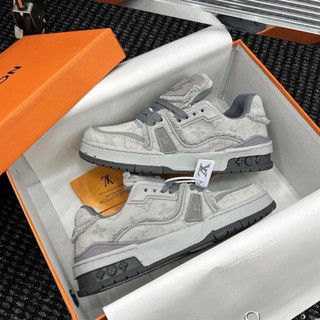 Giày LV Traner #54 Xám Grey Canvas Lai Au Nam Nữ Cao Cấp Tất/vớ trắng cao cổ xịn