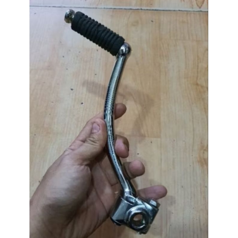 ( HCM ) cần khởi động ( giò đạp ) xe win 100 , 125 cc
