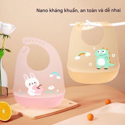 Yếm Cho Bé Ăn Dặm Silicon Cao Cấp KidsWorld Bear Mommy, Lion Baby Siêu Nhẹ Chống Thấm Nước Tiện Lợi