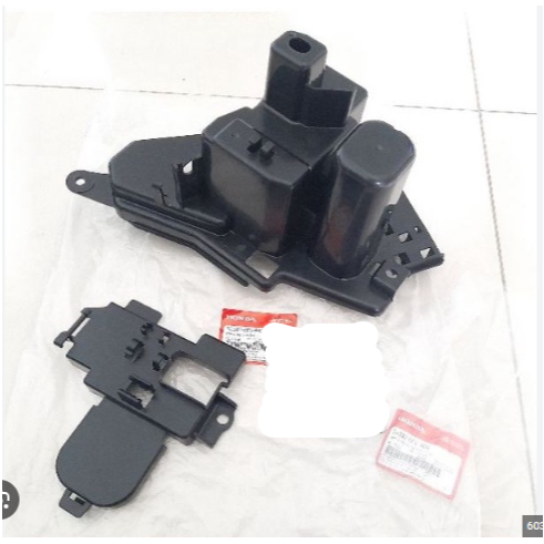 Hộp đựng bình ắc quy WAVE ALPHA nhỏ (2002-2004) HONDA