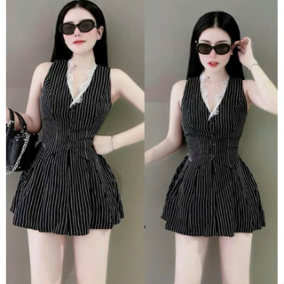 Sét váy thiết kế nữ tiểu thư sang chảnh sét lenin sọc đen áo cổ v viền ren sát tay gài nút crt phối chân váy xếp ly ngắn