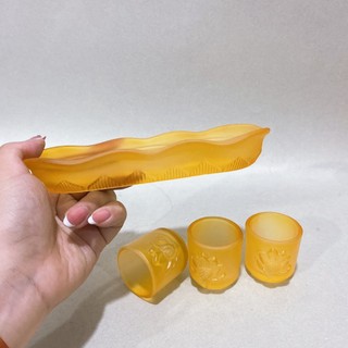Án Ba Ly Nước Thờ Cúng Lưu Ly Vàng