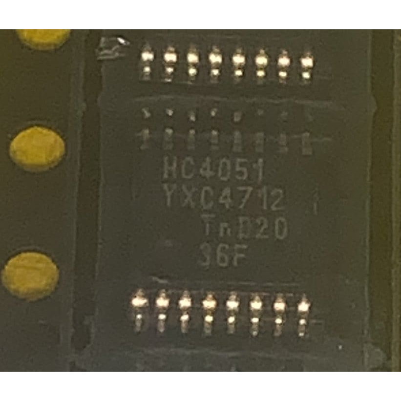 IC dánn 74HC4051-vuông
