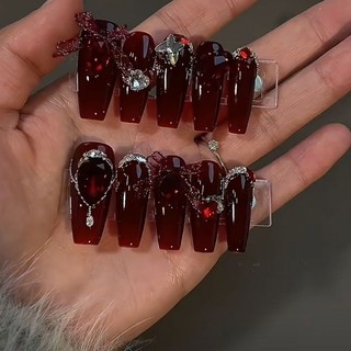 Nailbox thiết kế, màu đỏ thạch gắn đá sang chảnh 712