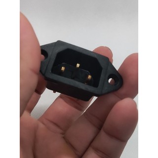 Jack nguồn 3 chân có cầu chì.