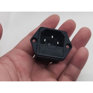 Jack nguồn 3 chân có cầu chì.