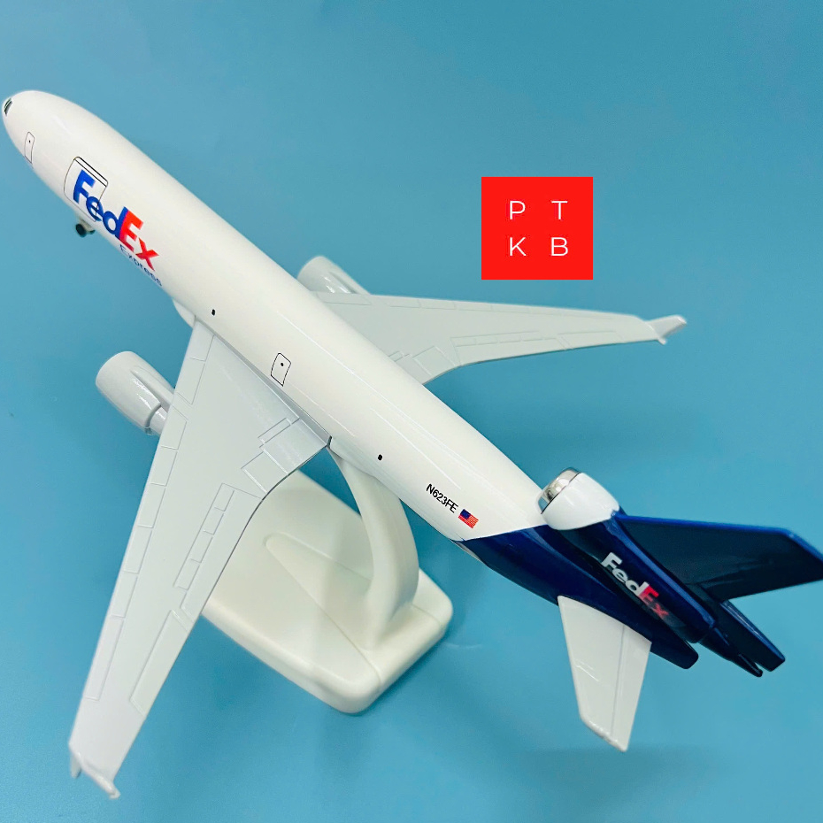 Mô Hình Máy Bay Dòng MD-11 Hãng Vận Chuyển "FEDEX Express" Hợp Kim Cao Cấp Tỉ Lệ 1/400 20CM