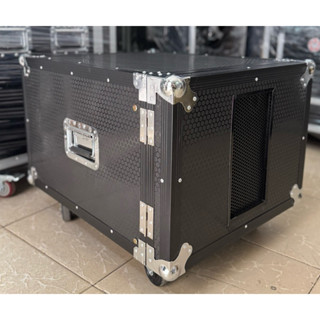 Tủ rack âm thanh 6u 8u gia đình loại 1, hàng full nhôm đen, ván tổ ong chống xước