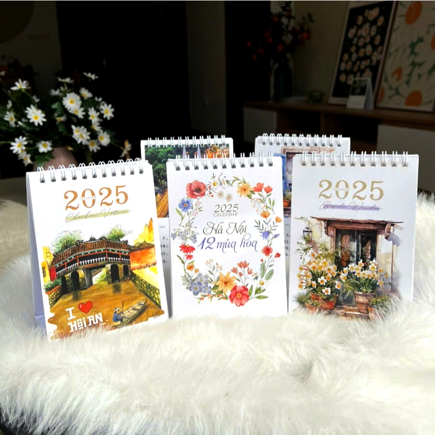 Lịch để bàn 2025 CÓ LỊCH ÂM KÈM NOTE CUTE DỄ THƯƠNG