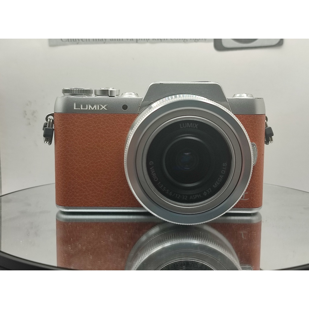 Máy ảnh Panasonic Lumix DMC-GF7 kèm lens 14-42mm - máy màn lật có wifi - nhiều chế độ chụp