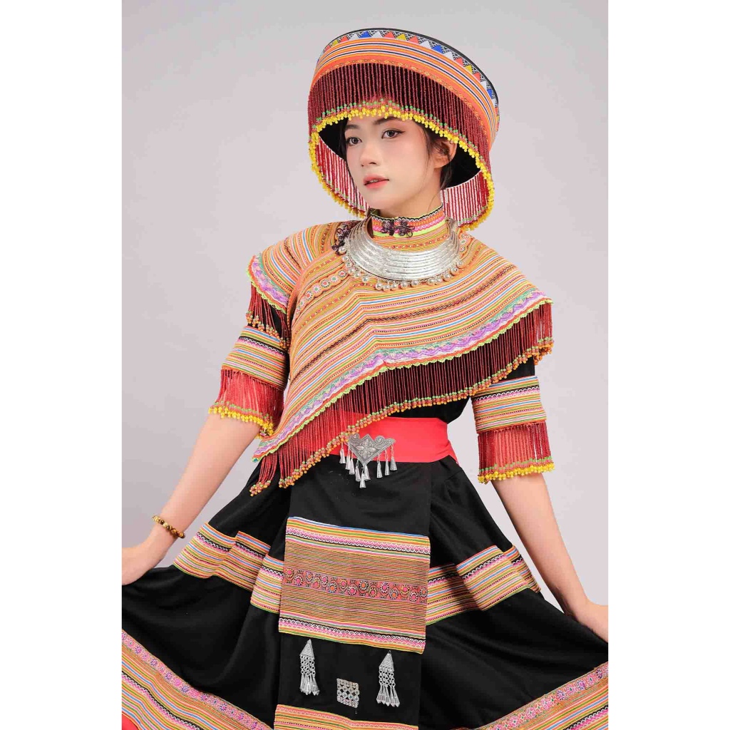 Trang Phục Dân Tộc H'mông Thêu Tay Nguyên Bản Truyền Thống, Trang Phục Dân Tộc H'mông