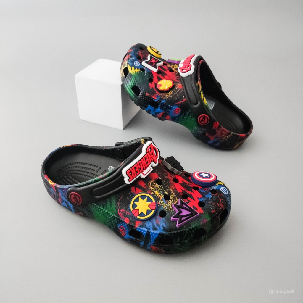 Dép  marvel avengers funlab-black bé trai tặng jibbitz sticker gắn dép, dép sục marvel trẻ em