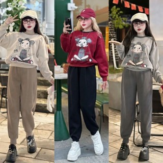 Bộ Quần Áo Nữ Form Vừa Freezie 40-60kg, Hoạ Tiết Chữ The Reader, Chất Liệu Nỉ 2  Da Women Top