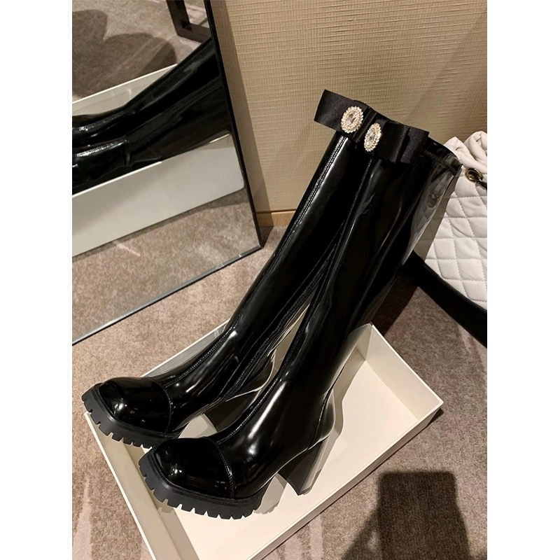 Boot nơ mũi vuông cao gót da bóng 9cm