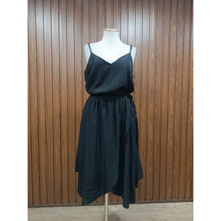 GAP thanh lý - Đầm 2 dây xòe bymo - Size L