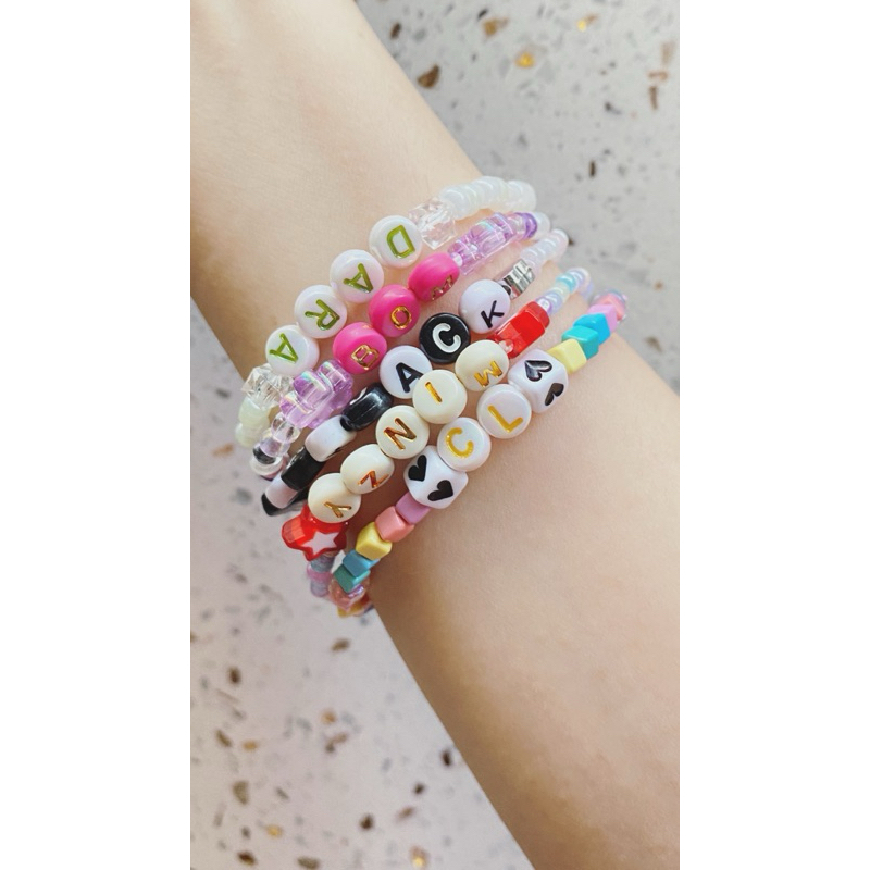 ✨✨Vòng đeo tay thời trang nhiều màu sắc handmade 2NE1 Friendship bracelet