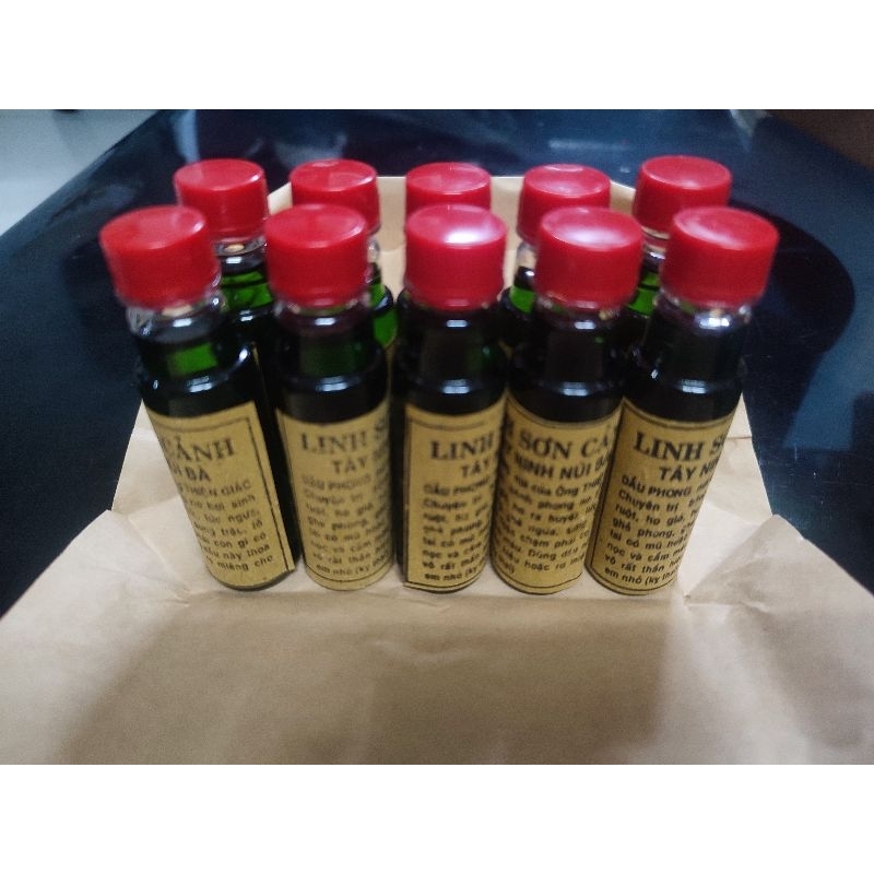 Dầu phong Linh Sơn 30ml ( chai nhựa)