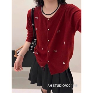   Hàng QC L1  Áo cardigan len mịn cúc đồng họa tiết Thêu Nơ tay dài cổ tròn mặc Noel Tết 