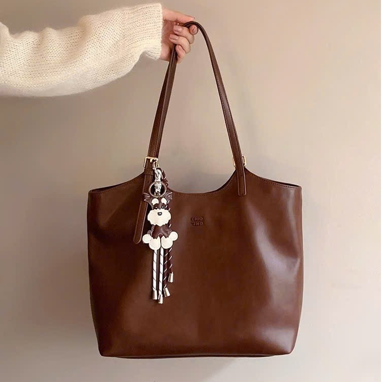 Túi tote, túi đeo vai Chio 2nd size 38 chất da mềm tặng kèm charm đi học đi làm vừa laptop, A4 002#