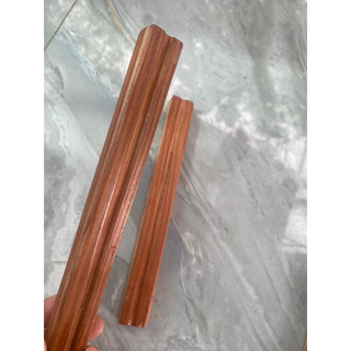 tay nắm tủ gỗ