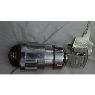 ổ khóa máy xúc lật nhỏ