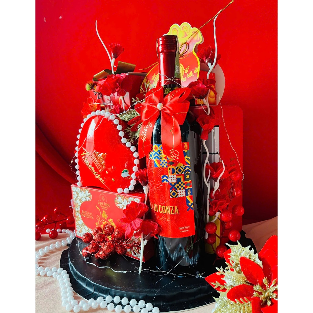 Set giỏ quà tặng Tết Xuân Hồng May Mắn SN42