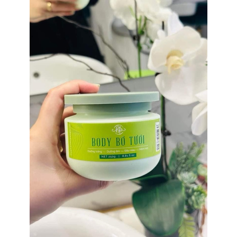 kem body bơ huyền phi dưỡng trắng body