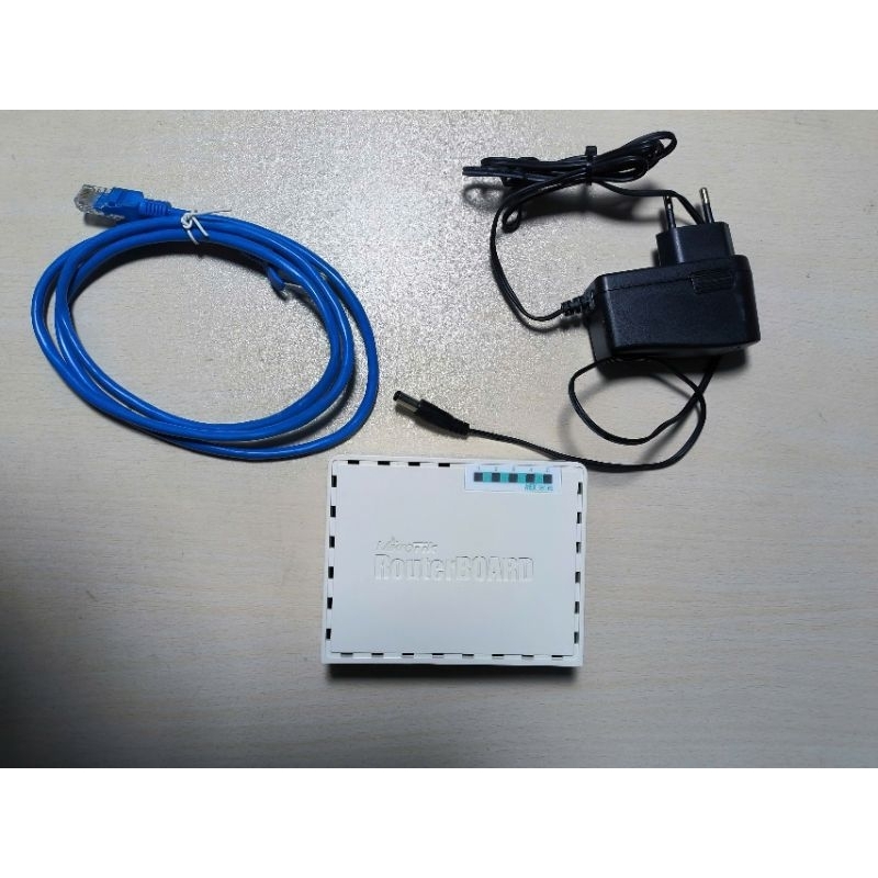 Mikrotik RB750Gr3 Hex 5 Ports 1G Dual GE WAN Ethernet Router ( hàng 98%)