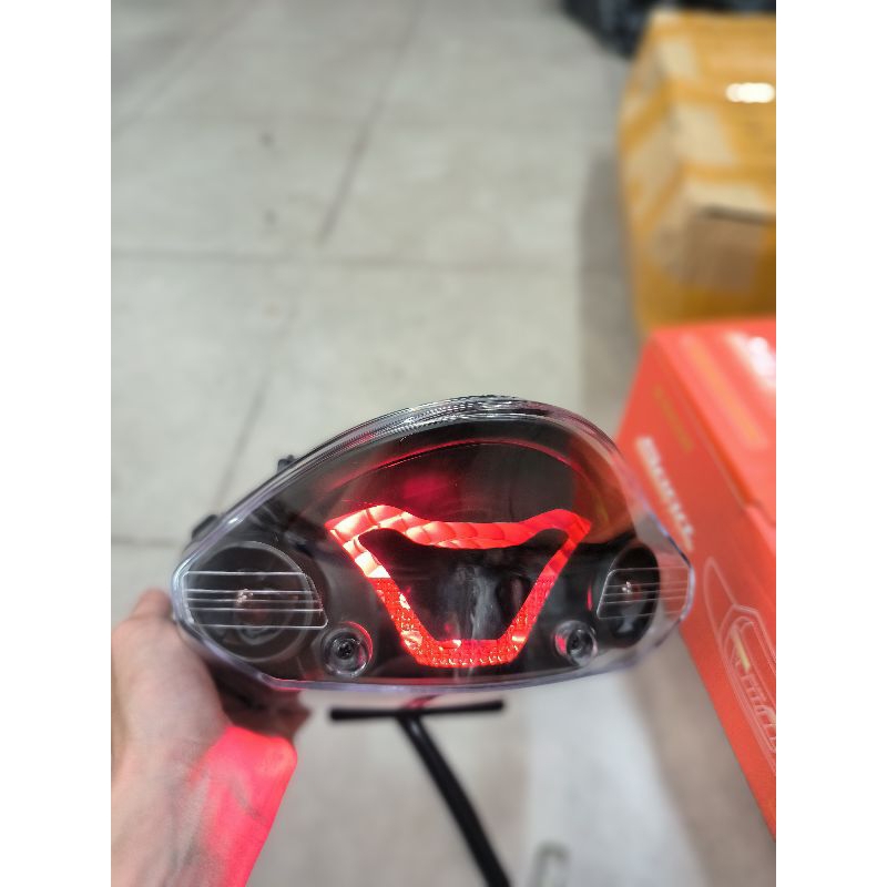 Đèn Hậu TST siurus hiệu Ứng Audi