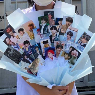  Bó hoa in ảnh theo yêu cầu  tặng bạn bè người yêu idol,...  - tốt nghiệp kỉ niệm 