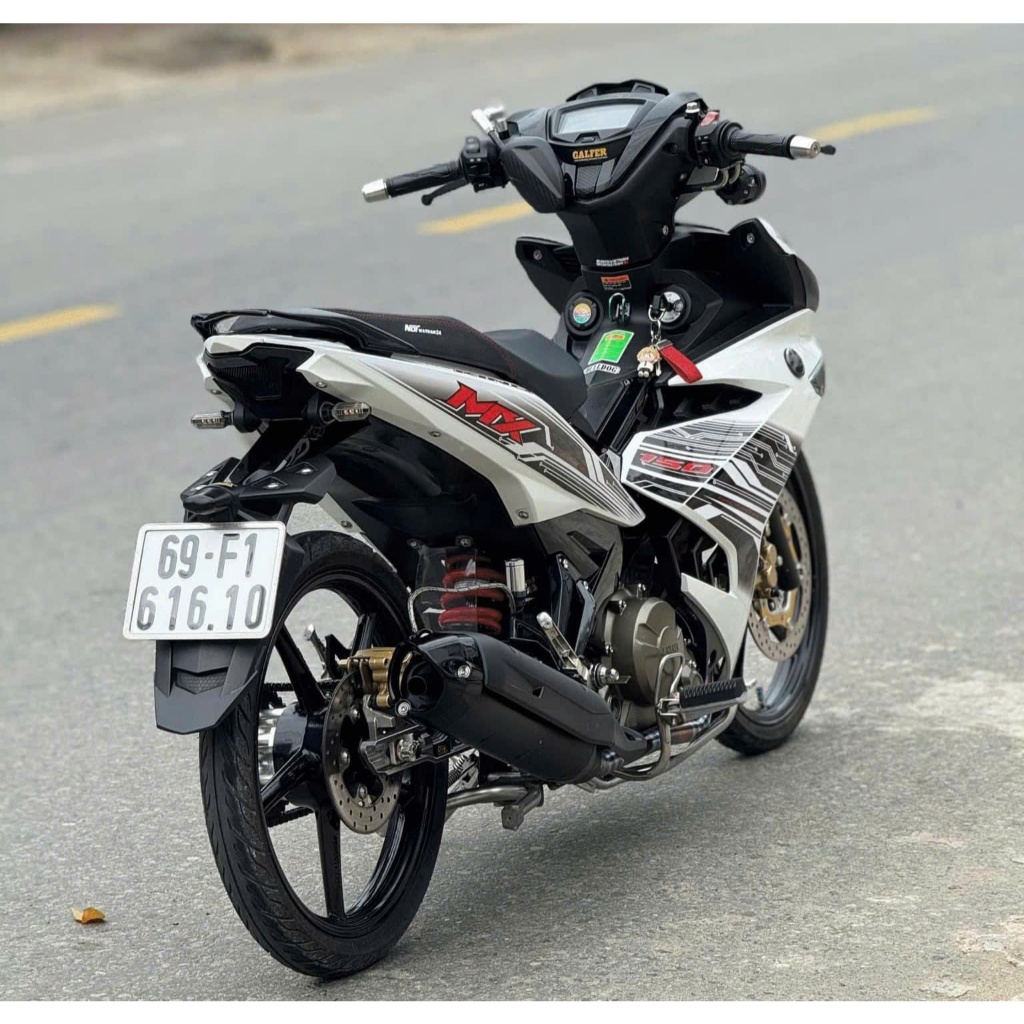 NHÃN DÁN TEM RỜI EXCITER 150 TRẮNG ĐEN ĐỎ CHO XE TRẮNG DECAL 3 LỚP CHỐNG NƯỚC ĐỘ BÁM DÍNH CAO